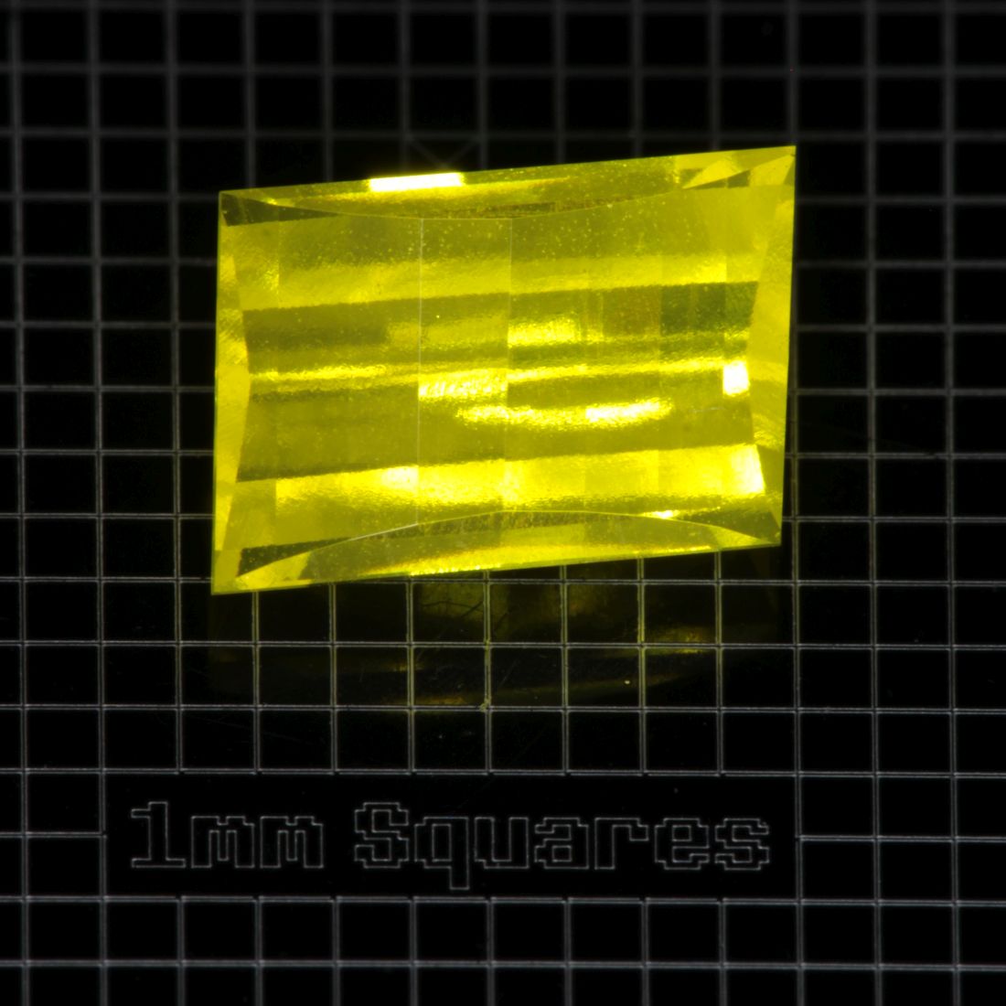 Yellow GAGG garnet Diagonal Pixel gemstone