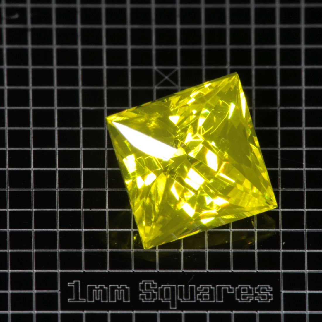 Yellow GAGG garnet Square gemstone