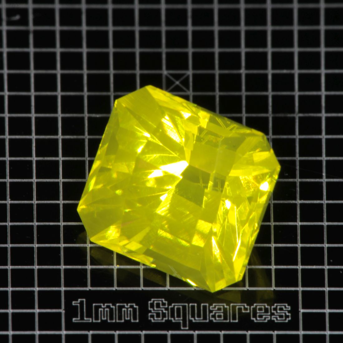 Yellow GAGG garnet Square gemstone