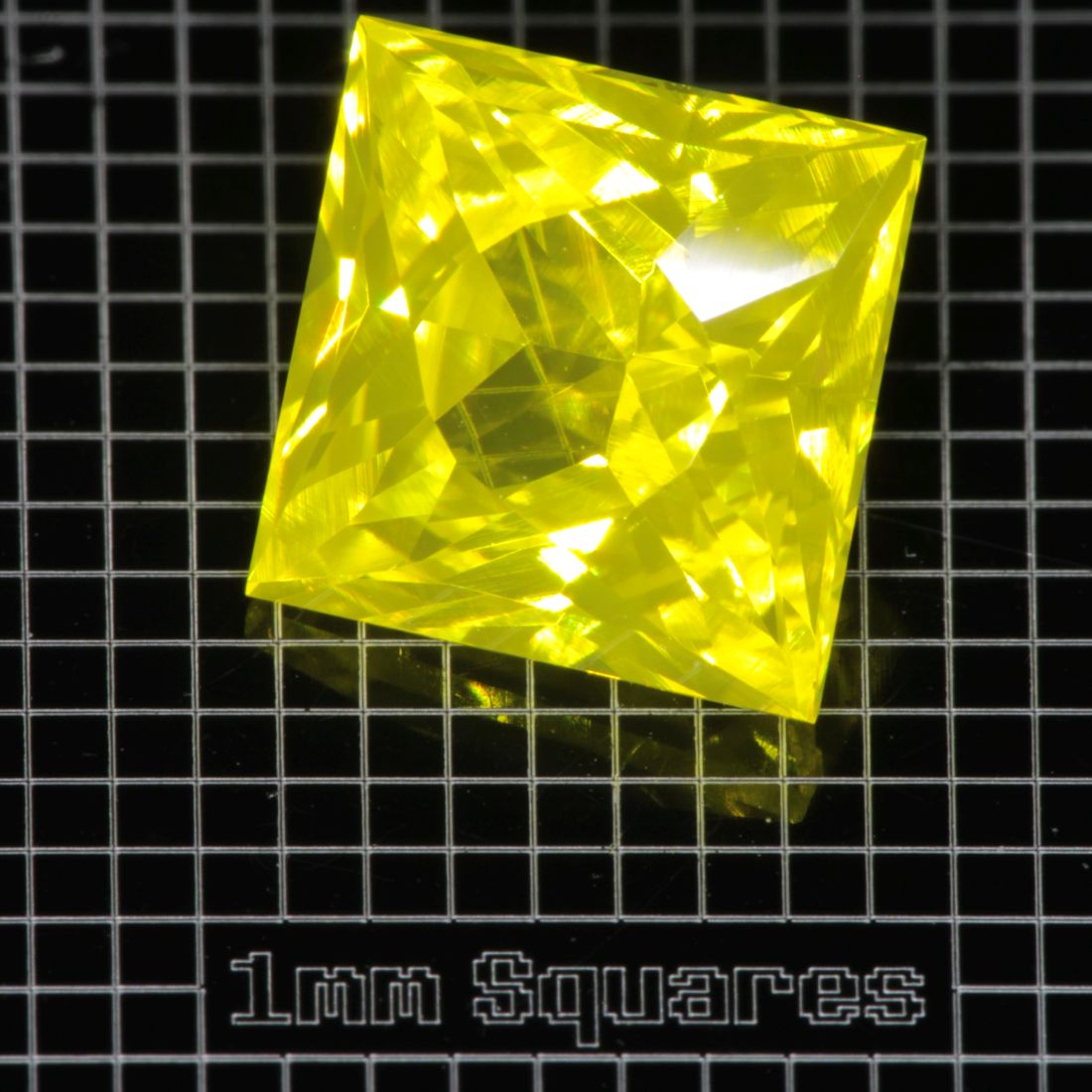 Yellow GAGG garnet Square gemstone