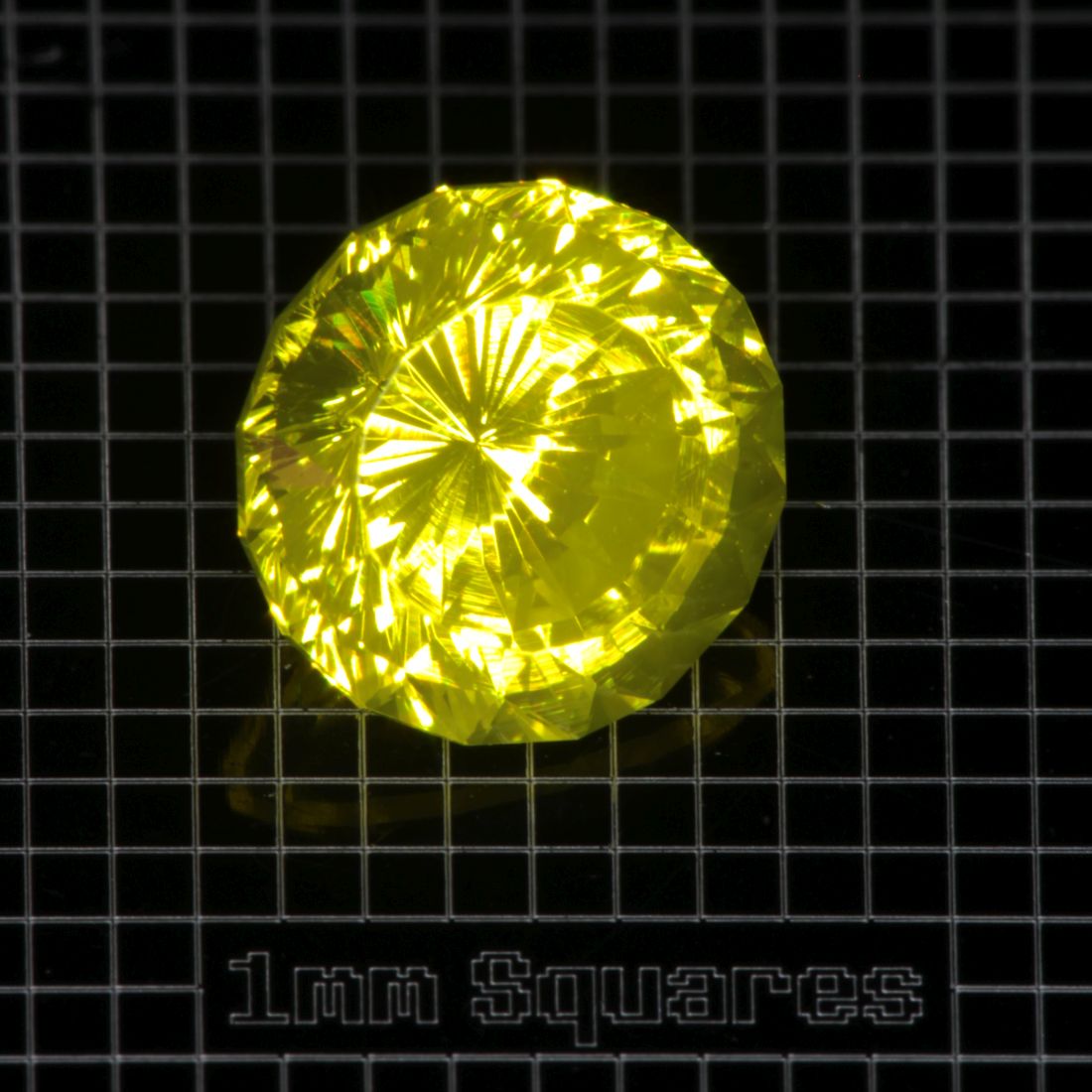 Yellow GAGG garnet Round gemstone