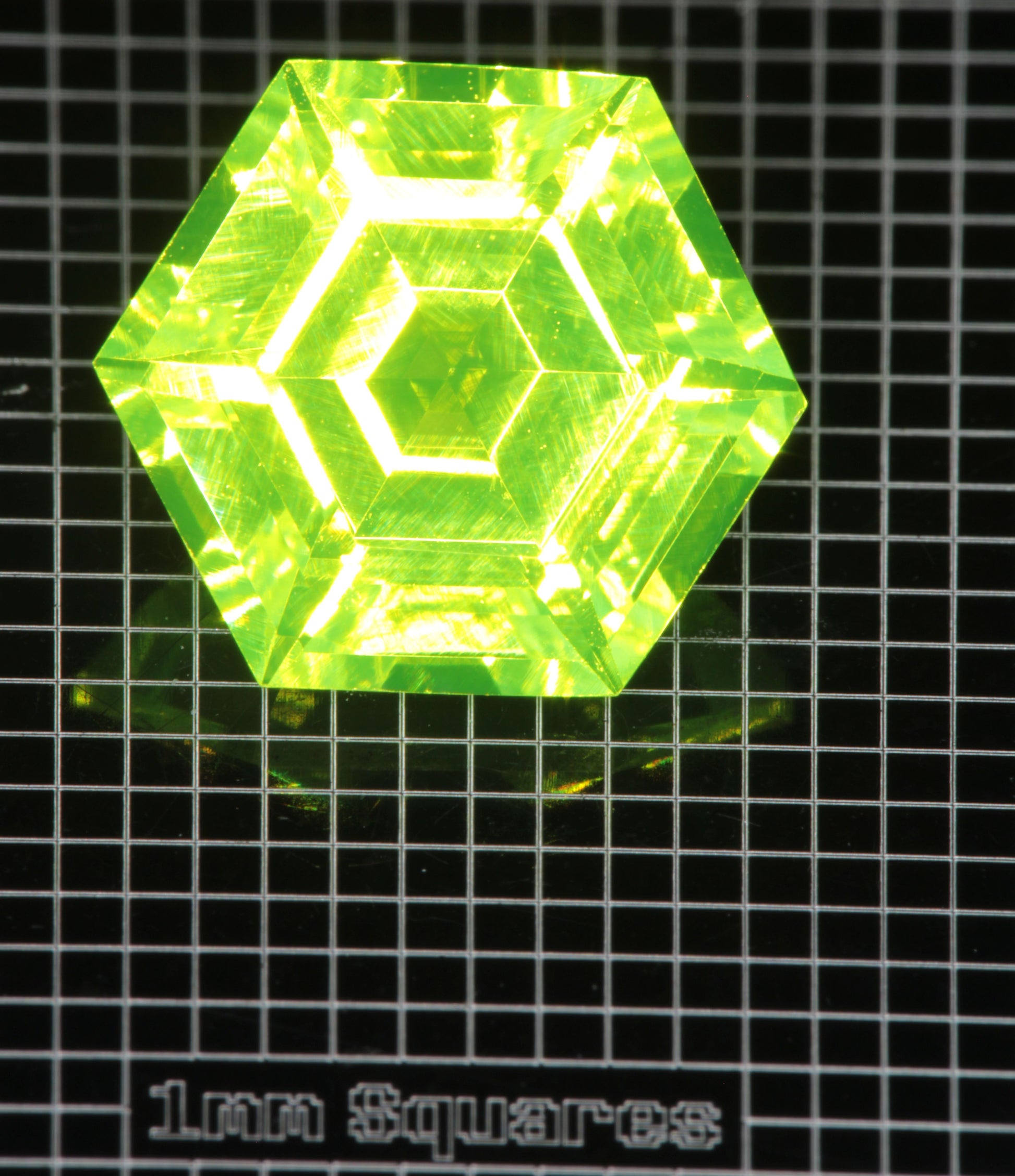 9mm Luag Lumogarnet Hexagon Faceted Gem