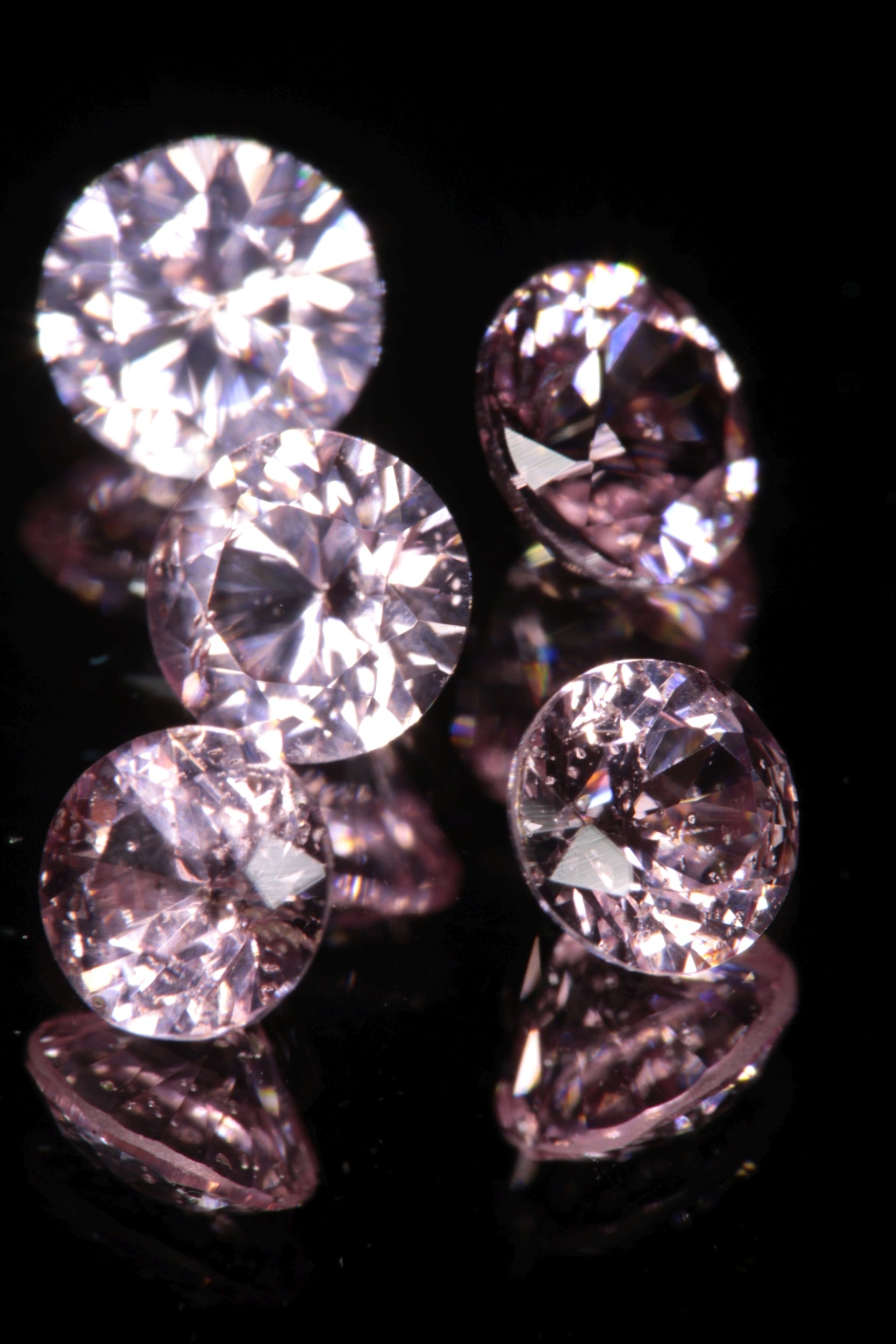 Bubbly Titanium Sapphire Round Gemstone