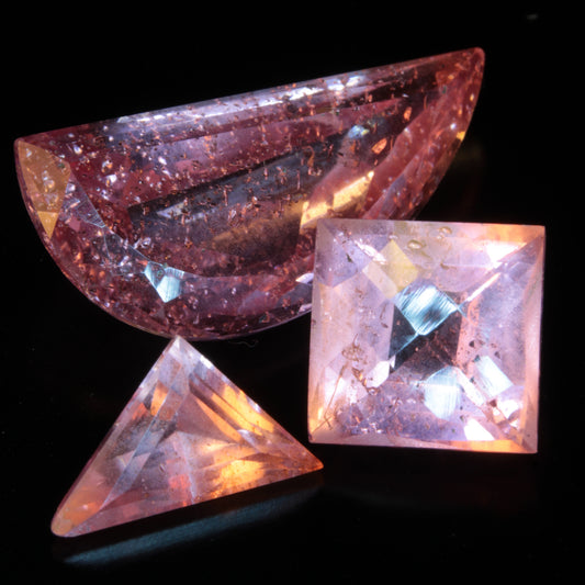Bubbly Laser Ti:Sapphire Gems, Titanium Strawberry Sapphire Cut Stones