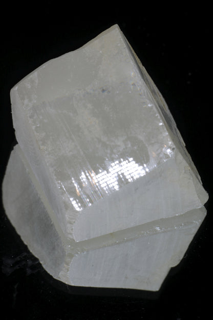 Lithium Niobate Facet Rough, High Brilliance and Dispersion