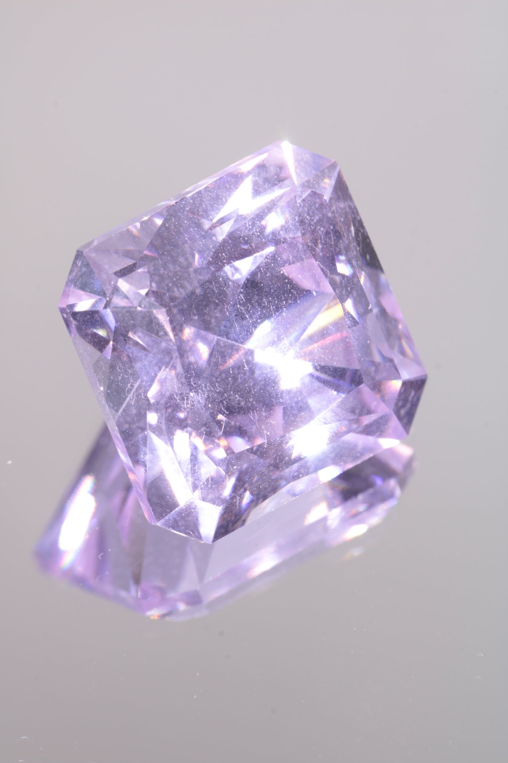Pure Nd YAG Stones, Fancy Violet Laser Garnet Loose Gems