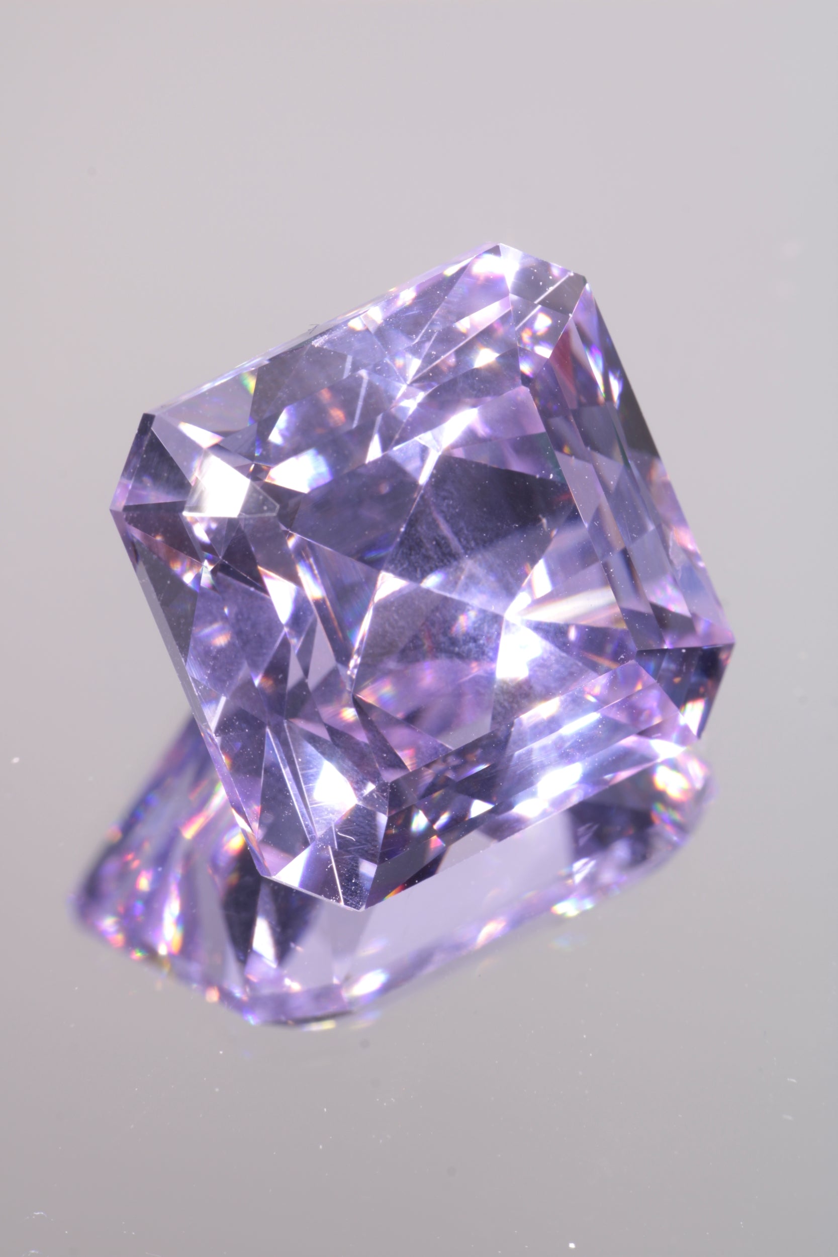 Pure Nd YAG Stones, Fancy Violet Laser Garnet Loose Gems