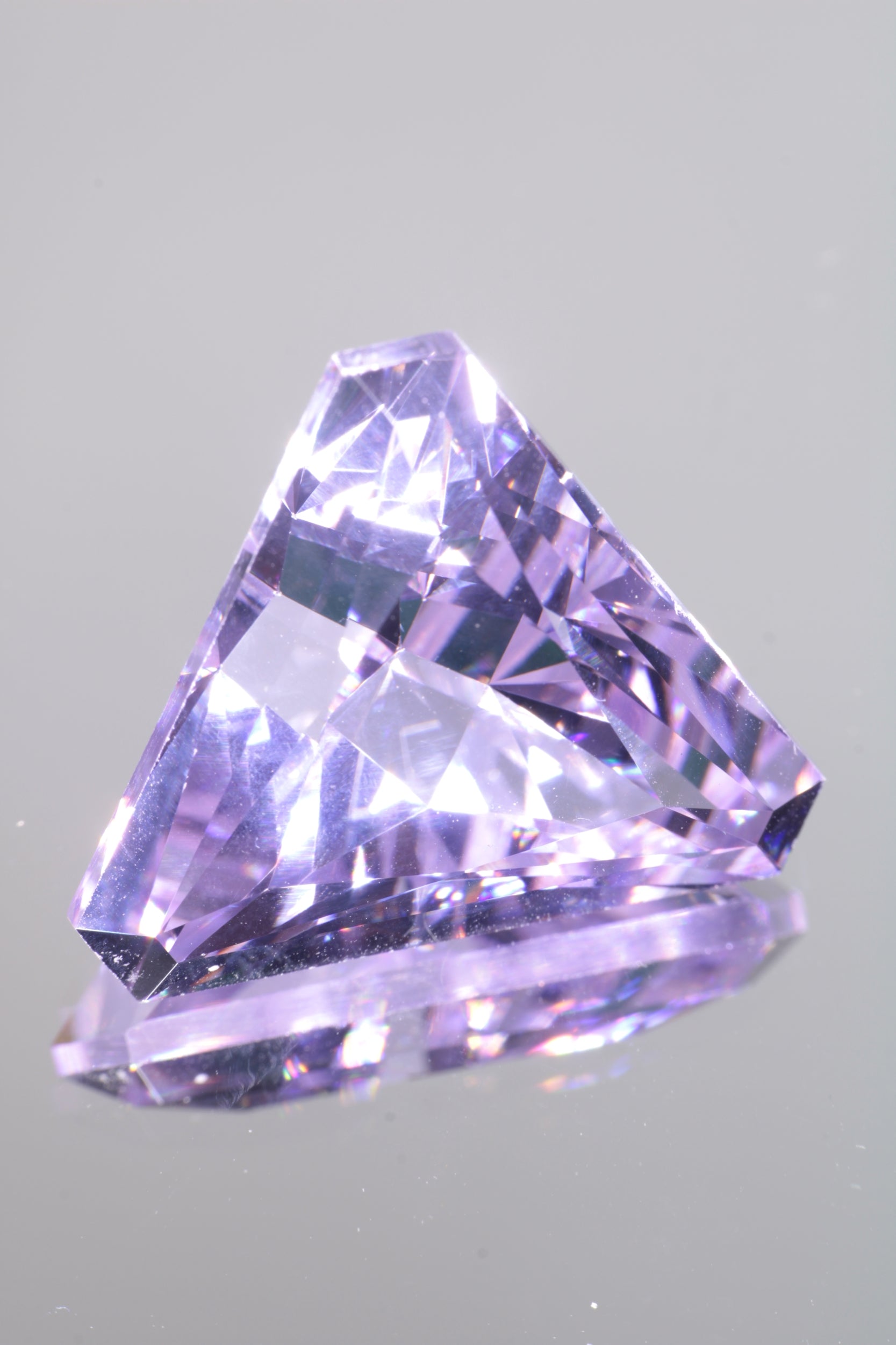 Pure Nd YAG Stones, Fancy Violet Laser Garnet Loose Gems