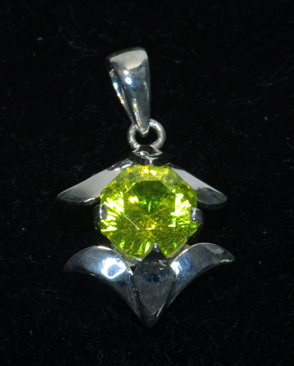 Glow in the Dark GAGG Jewelry (High Glow GAGG Lumogarnet)