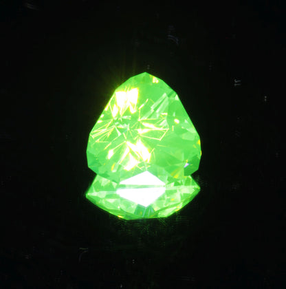 Green glowing LuAG lumogarnet gemstones
