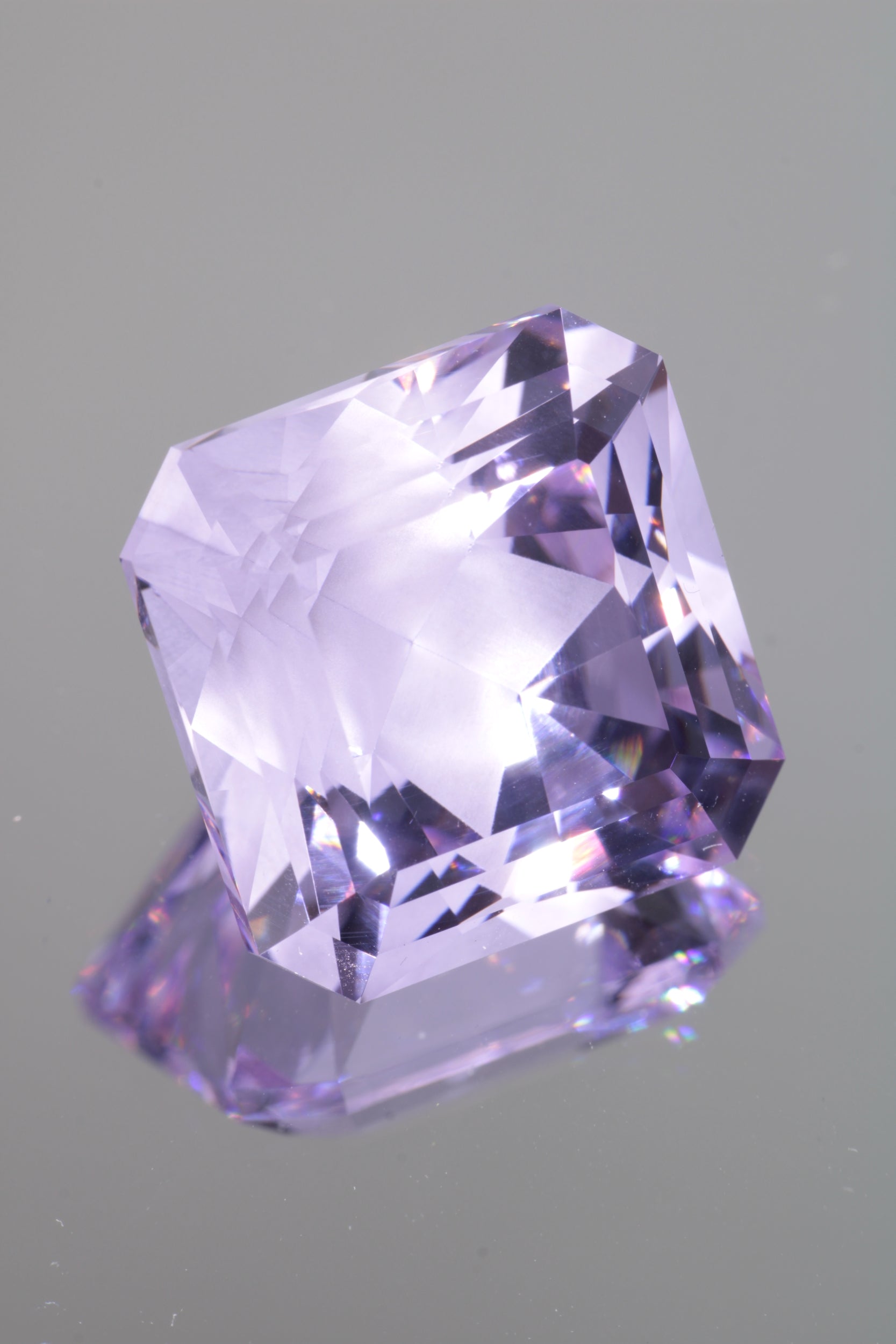 Pure Nd YAG Stones, Fancy Violet Laser Garnet Loose Gems
