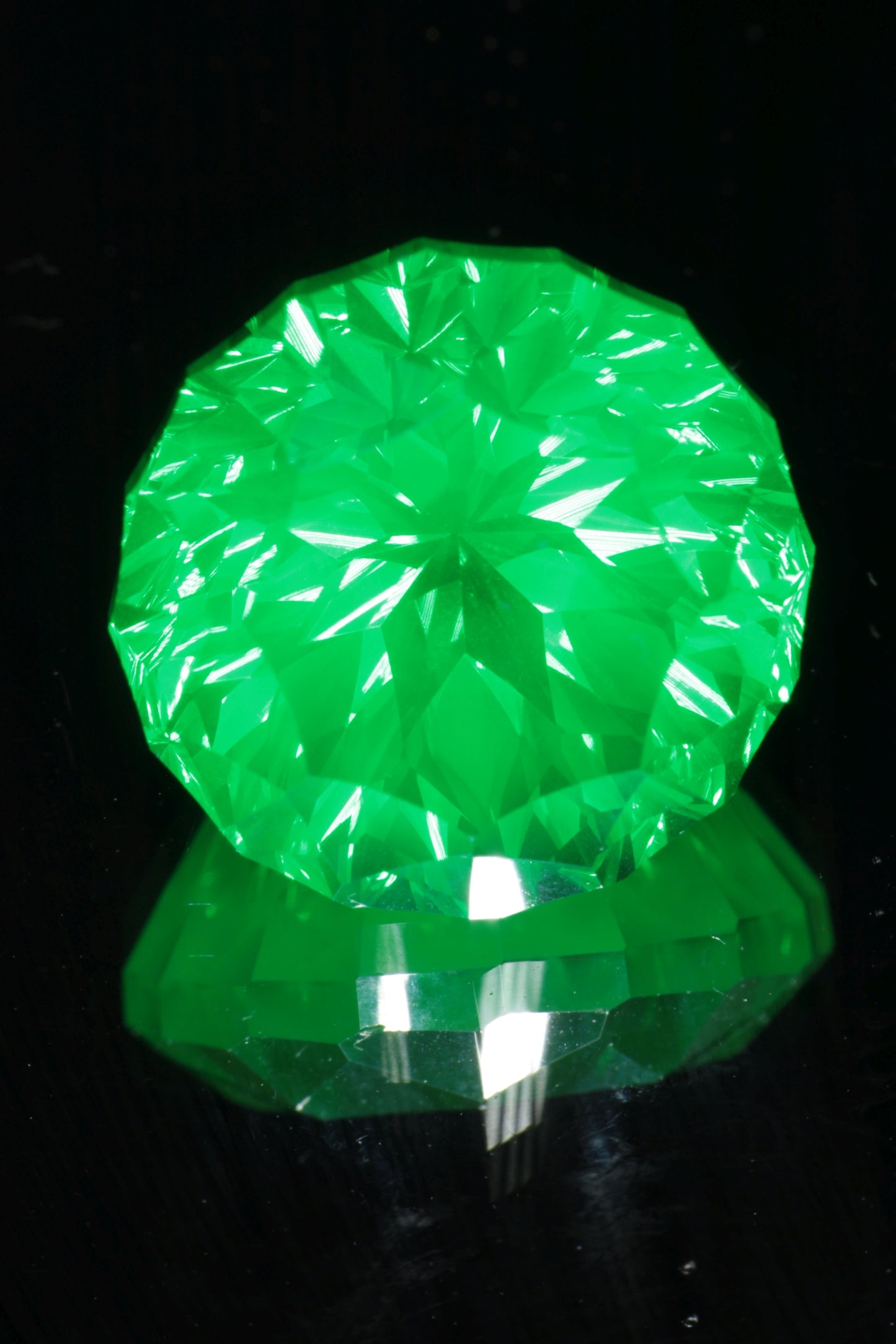 Fantasy Cut Vivid Green Laser Garnet, Vanadium YAG