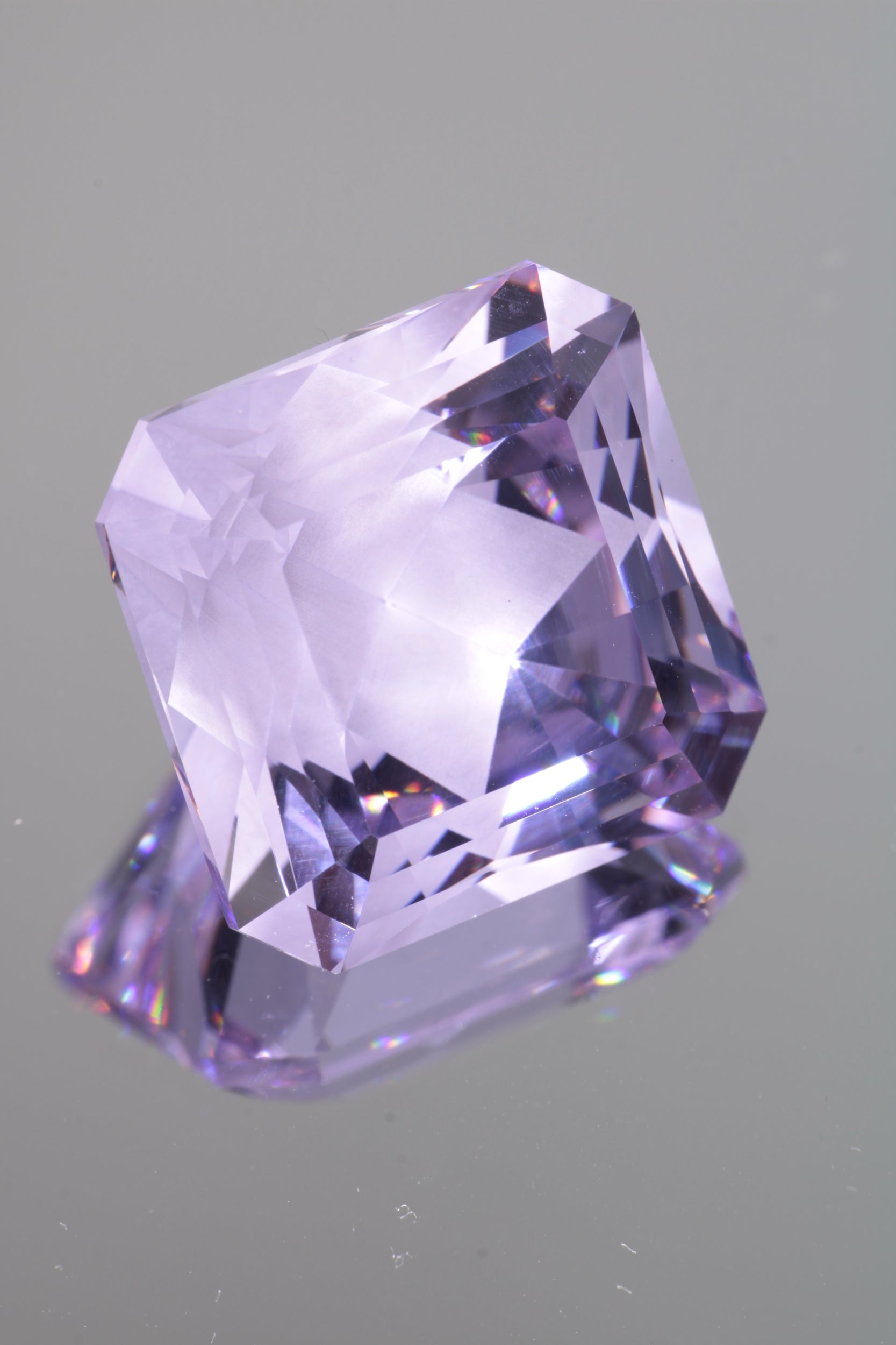 Pure Nd YAG Stones, Fancy Violet Laser Garnet Loose Gems