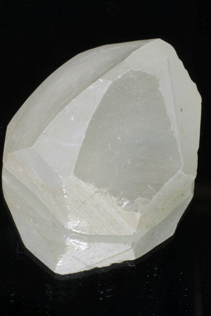 Lithium Niobate Facet Rough, High Brilliance and Dispersion