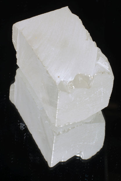 Lithium Niobate Facet Rough, High Brilliance and Dispersion