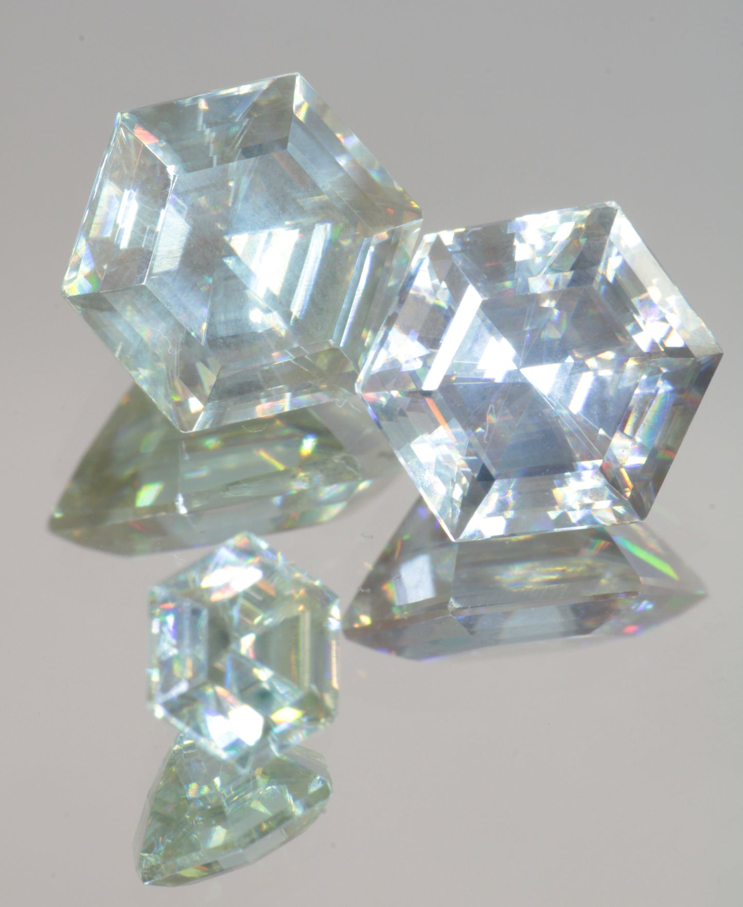 Lab Wakefieldite Calibrated Loose Gems aka Yttrium Orthovanadate Nd:YVo4