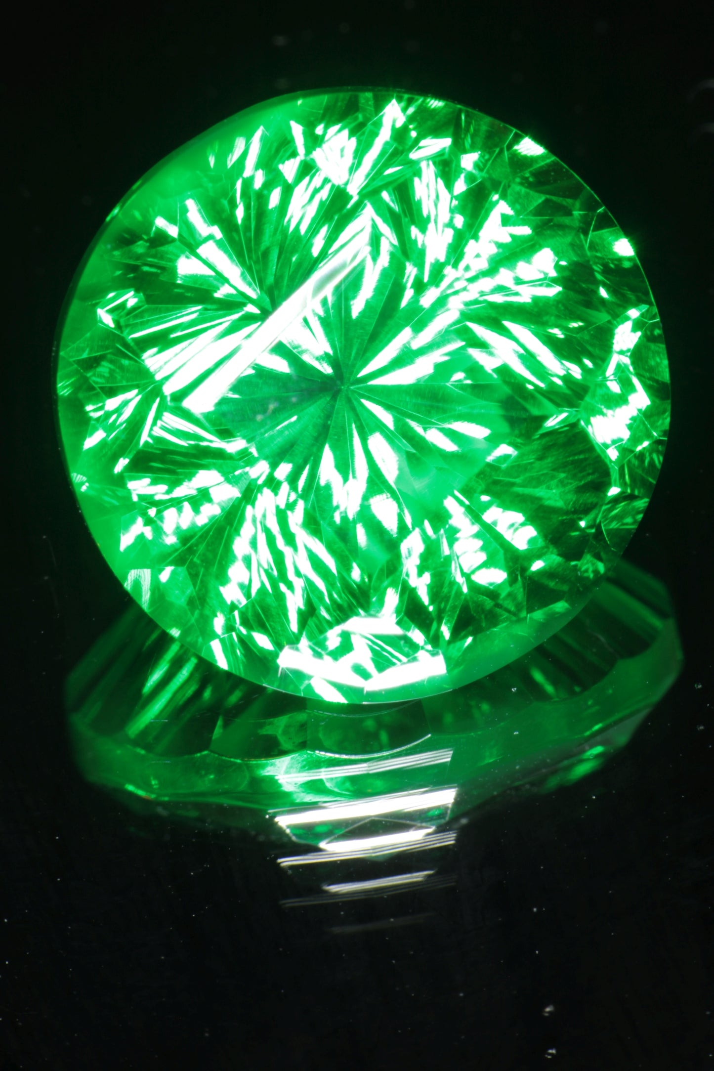 Fantasy Cut Vivid Green Laser Garnet, Vanadium YAG