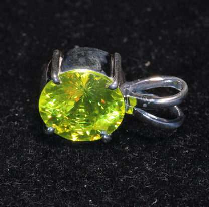 Glow in the Dark Phosphorescent GAGG Lab Garnet Pendants, High Glow Lumogarnet