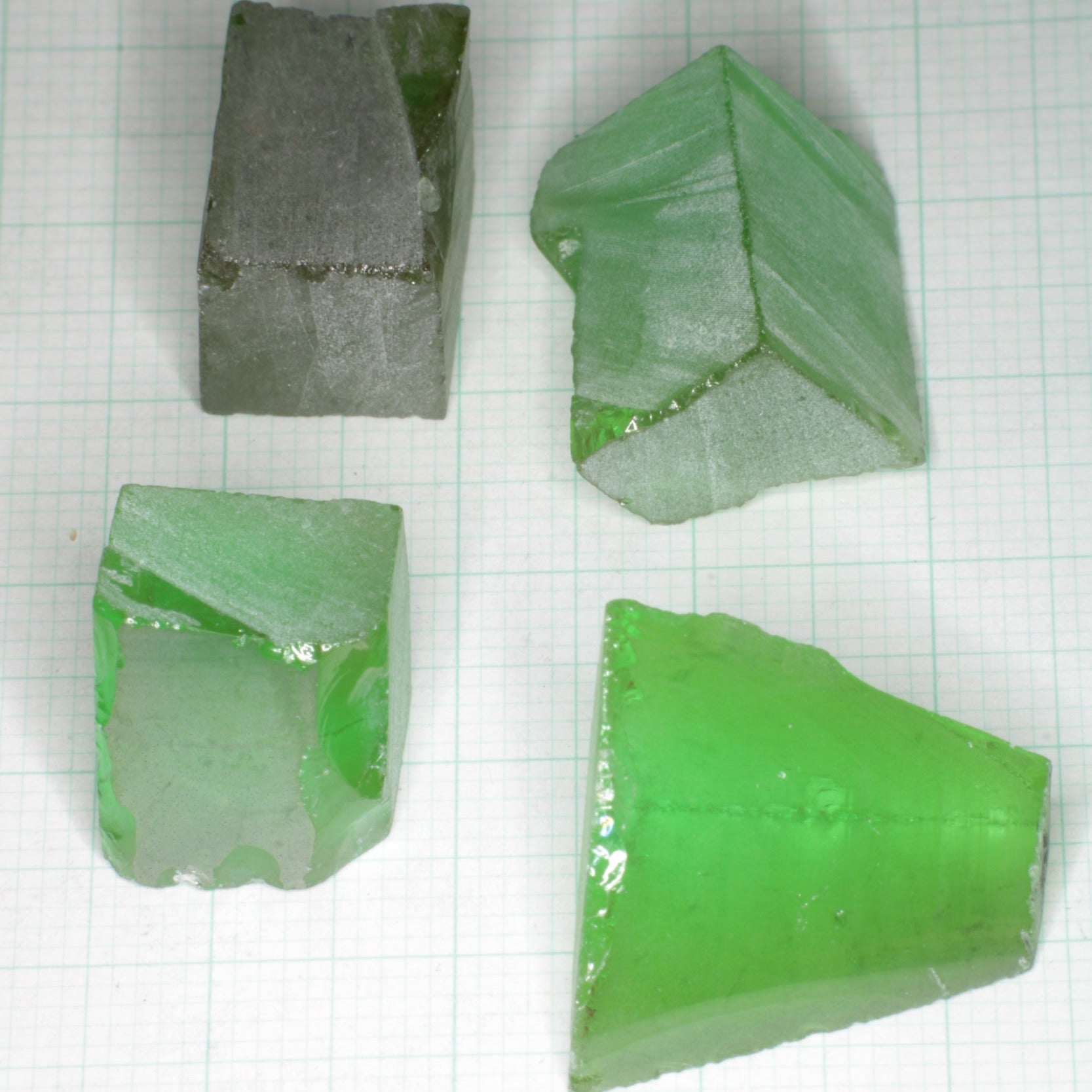Christmas Garnet Facet Rough, Cr YAG