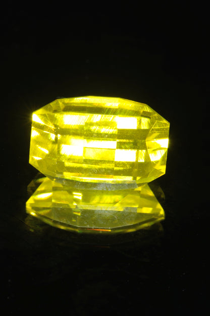 Glow in the Dark GAGG Lumogarnet High Glow Loose Faceted Stones