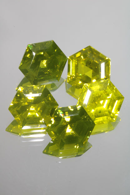 Zombie Garnet, Yellow Green Laser Garnet Faceted Stones, Ce+?? YAG