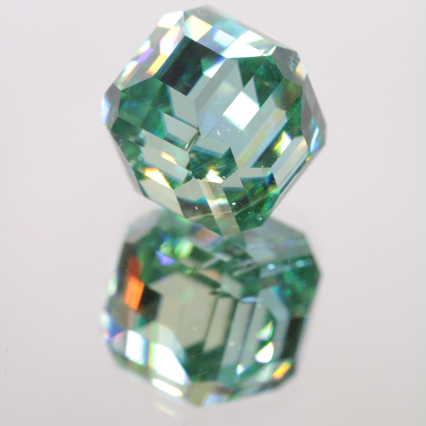Moissanite HyperCube Cuts