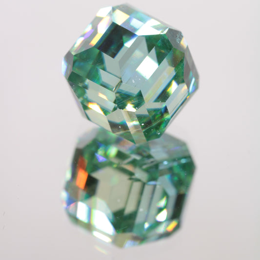 Moissanite HyperCube Cuts