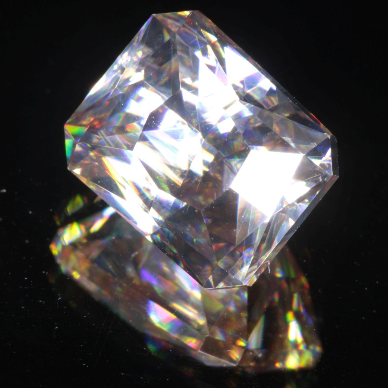 Faceted Wakefieldite Purple Rectangle cut gem