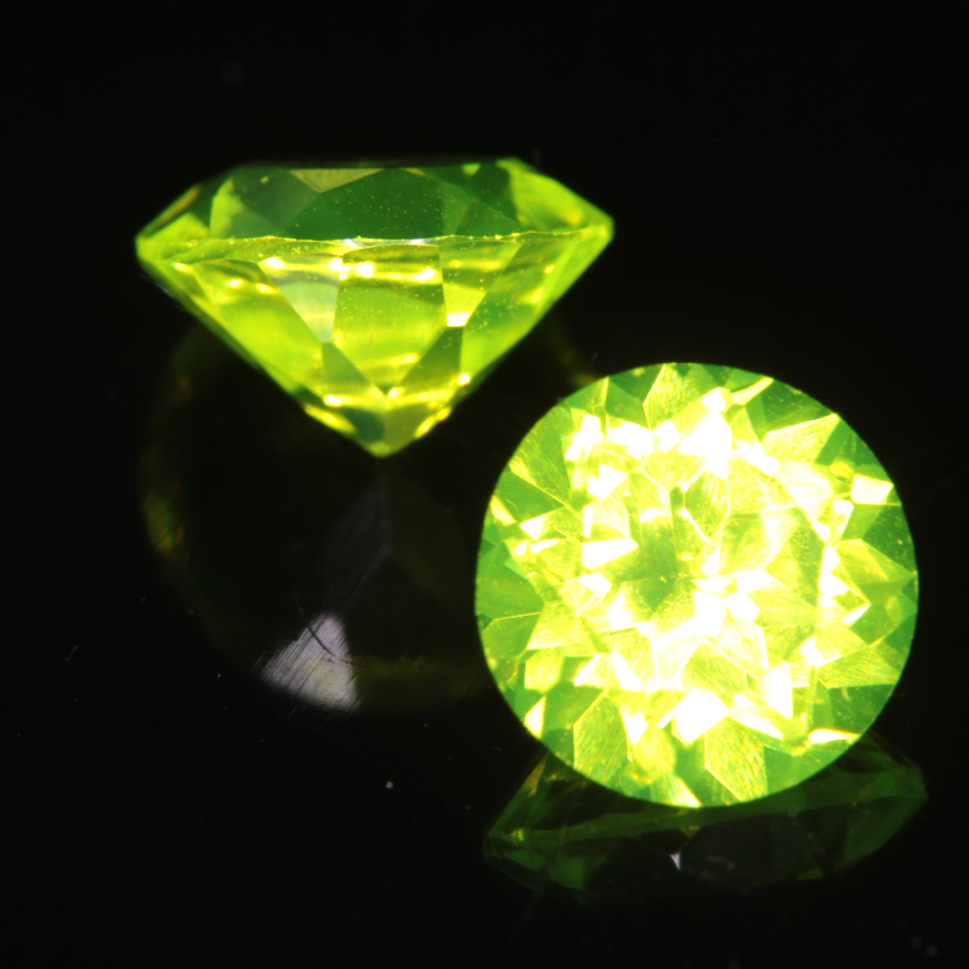 Thin LuAG 6mm Round Flower Cut Gem