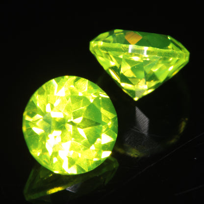 Flower cut LuAG Gemstone 6mm