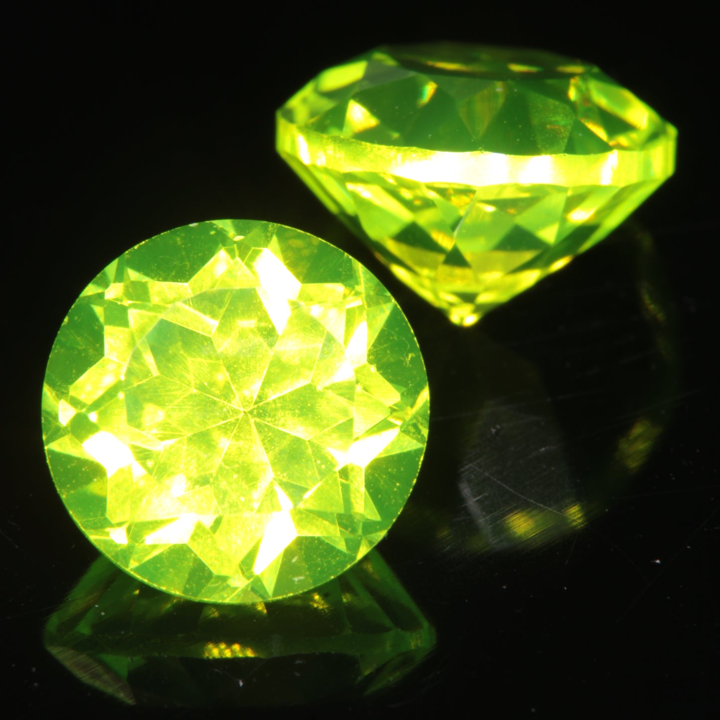 Flower cut LuAG Gemstone 8mm