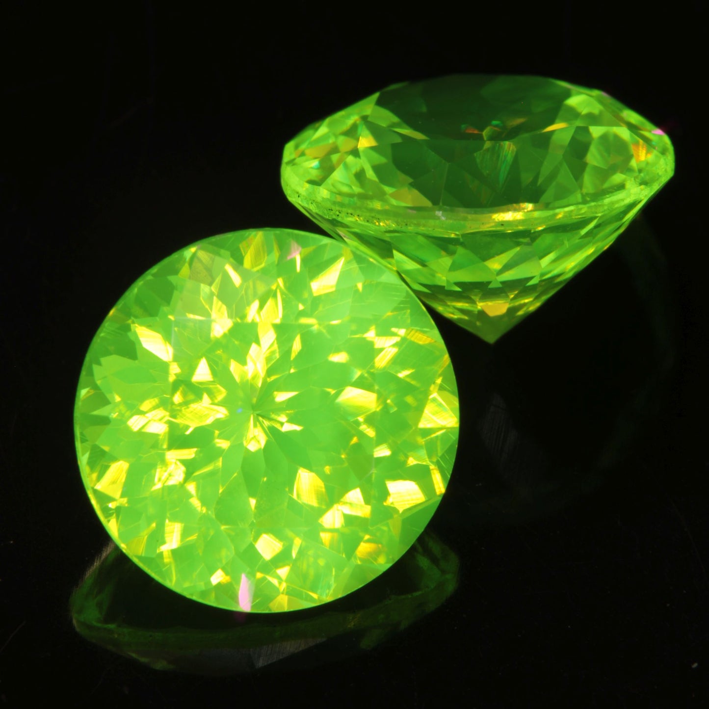 Faceted LuAG 9mm Round gemstone