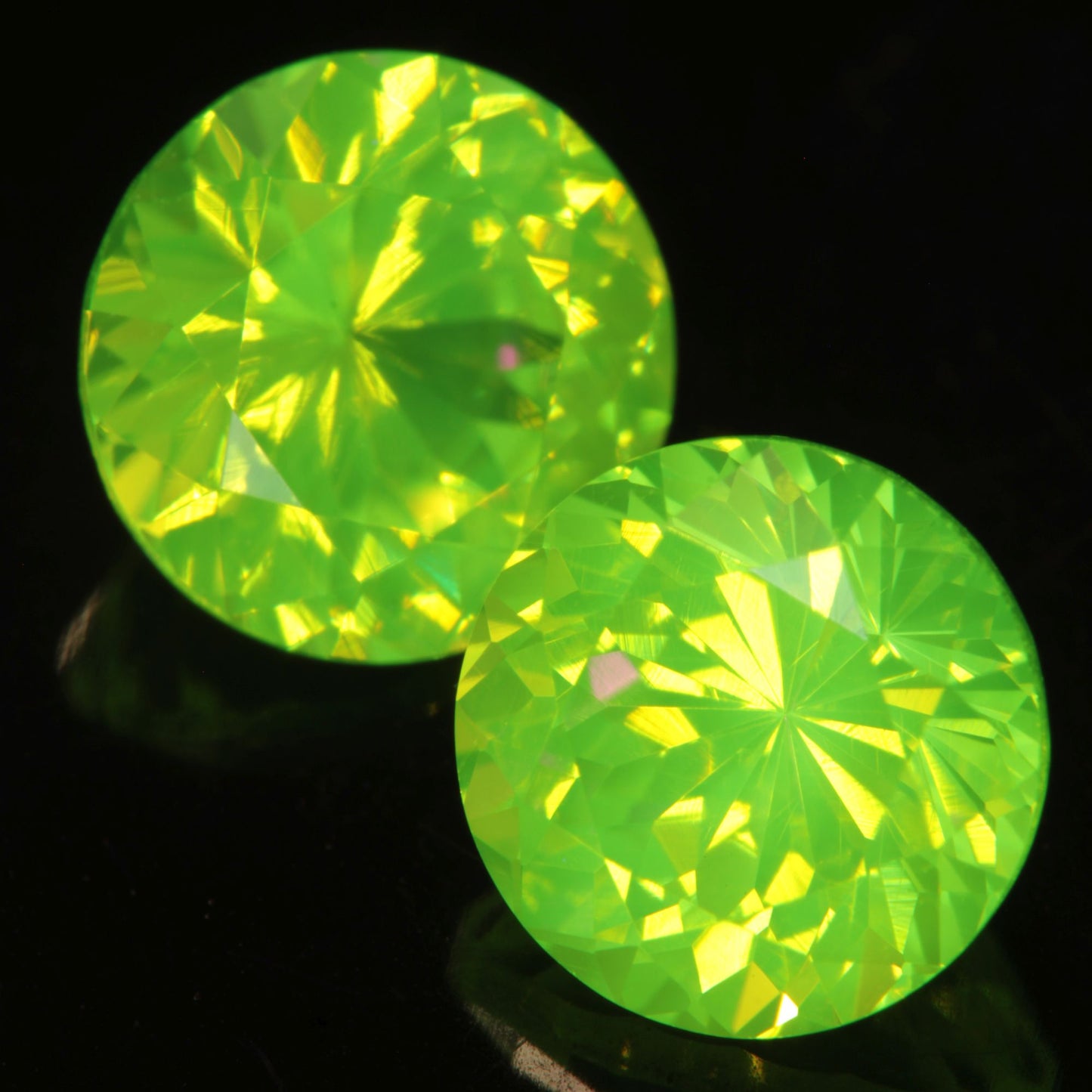Faceted LuAG 5mm Round gemstone