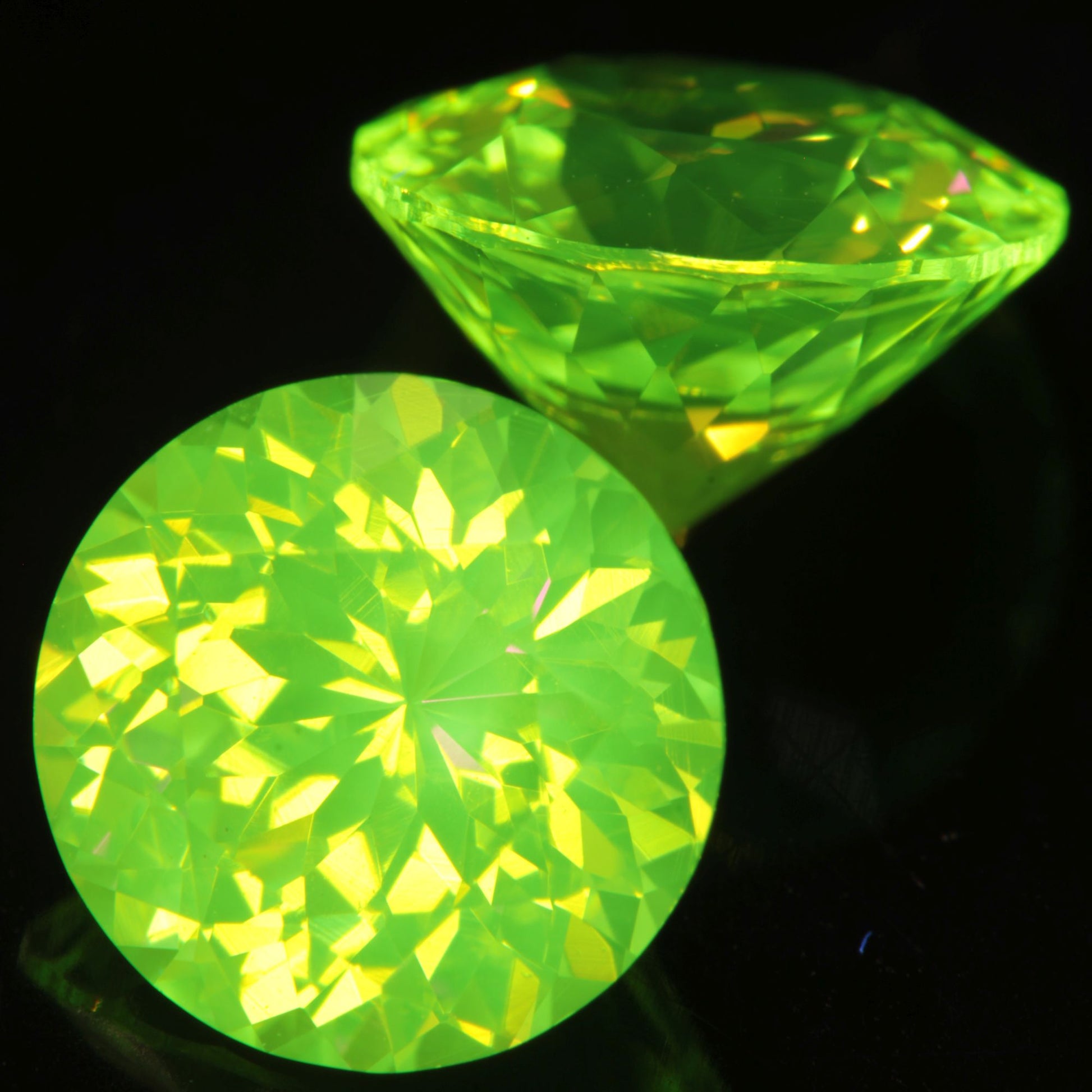 Faceted LuAG 6mm Round gemstone