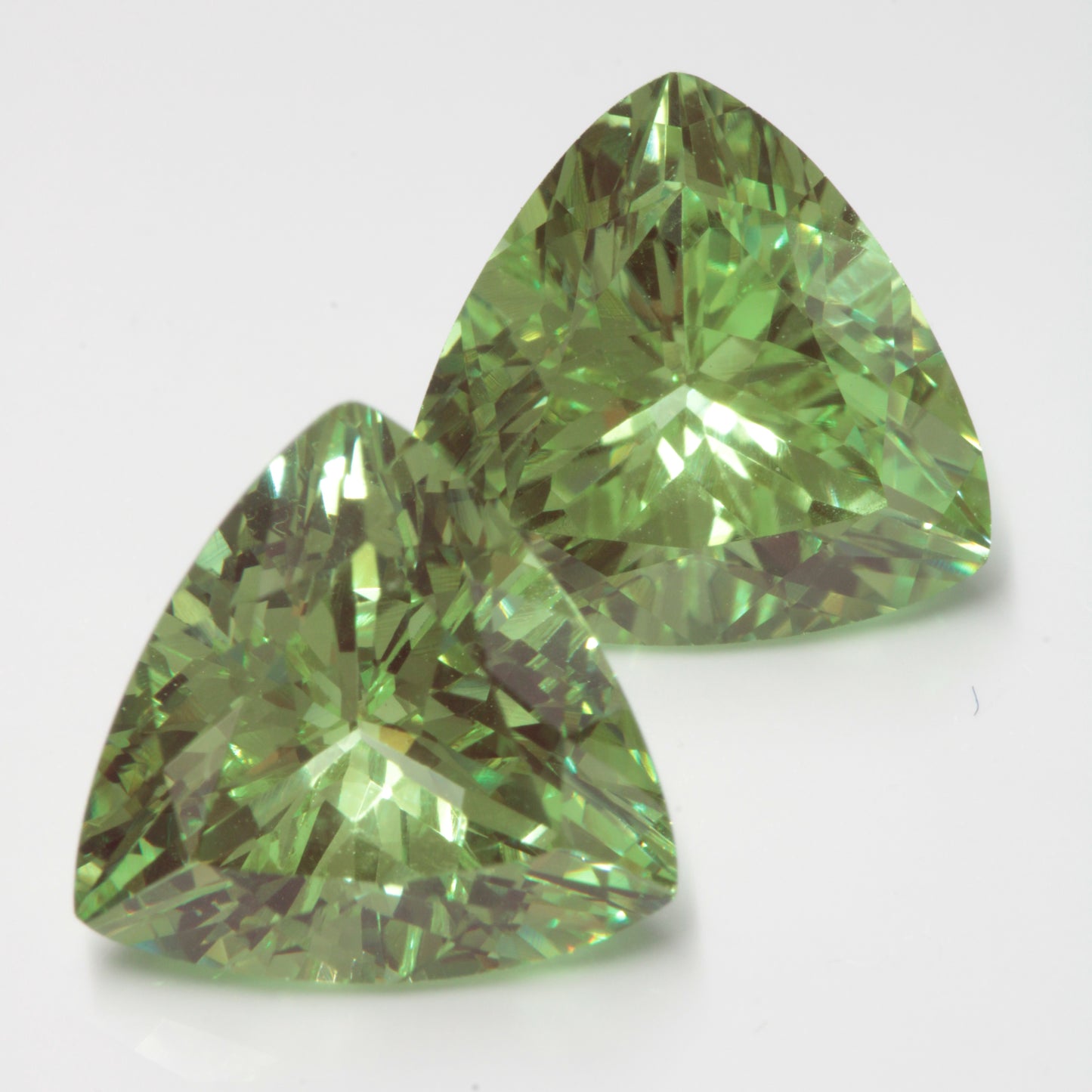 Pale 10mm Christmas Garnet