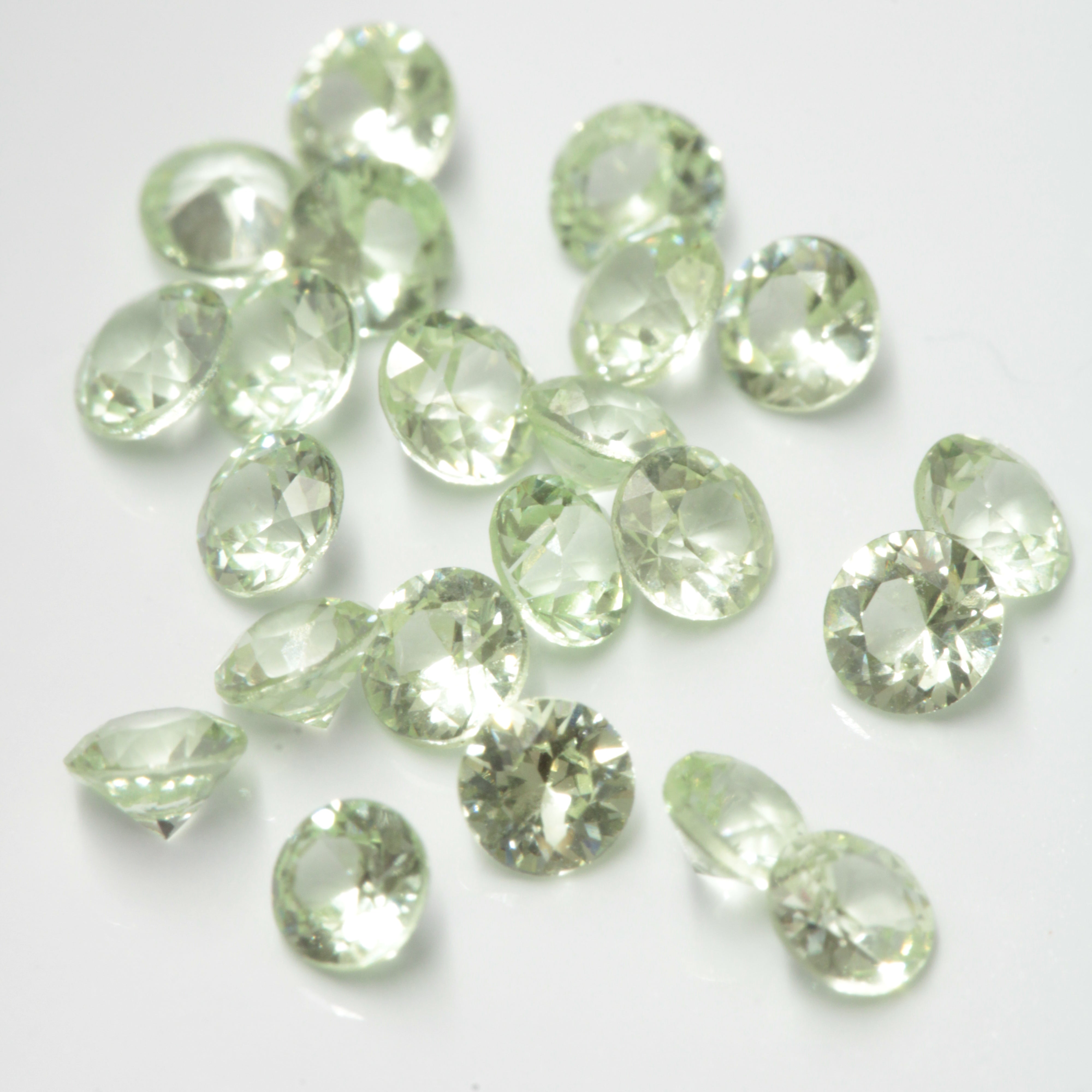 Light Green YAG small Melee Round