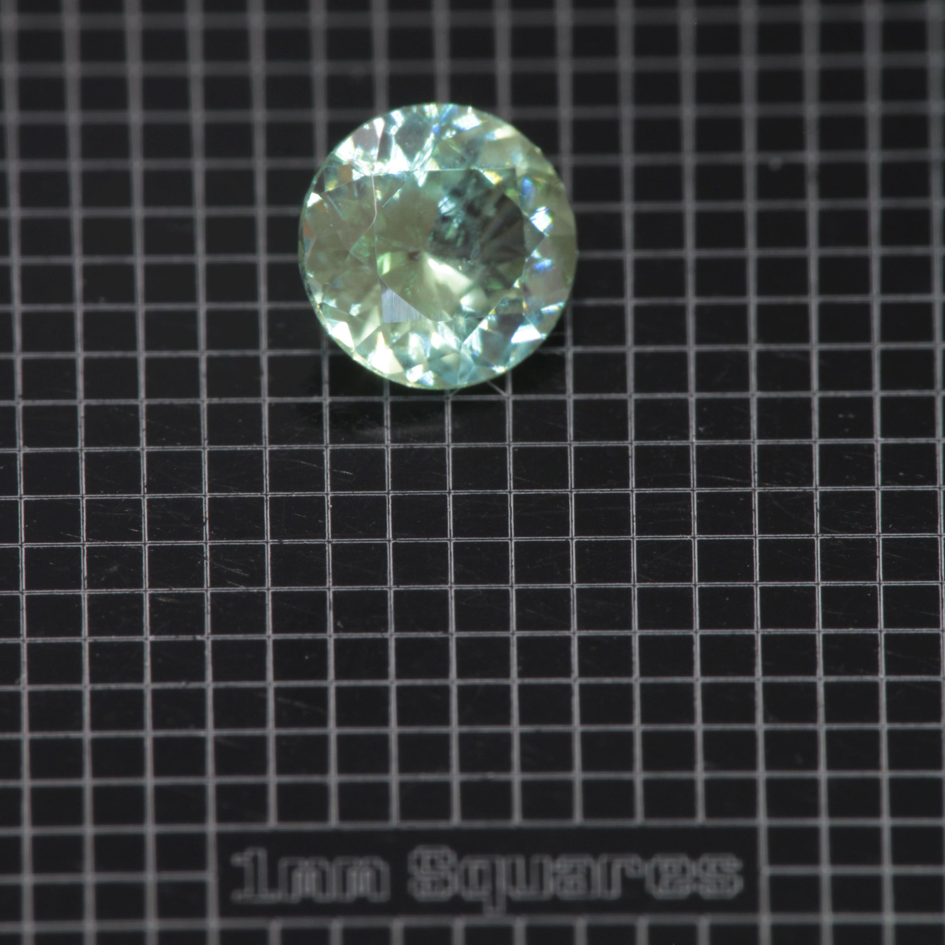 Faceted Round Mint Garnet YAG:Cr3+ Gem