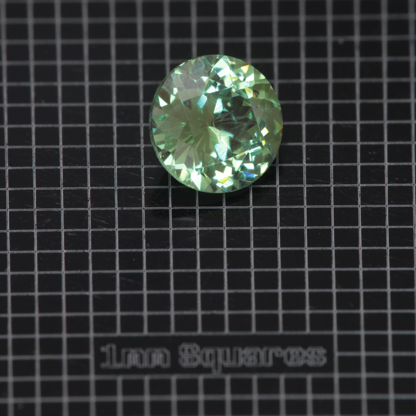 Faceted Round Mint Garnet YAG:Cr3+ Gem