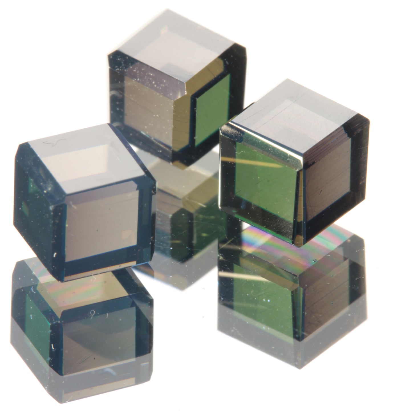Polished Dark Dichroic Cube showing yellow and blue axes