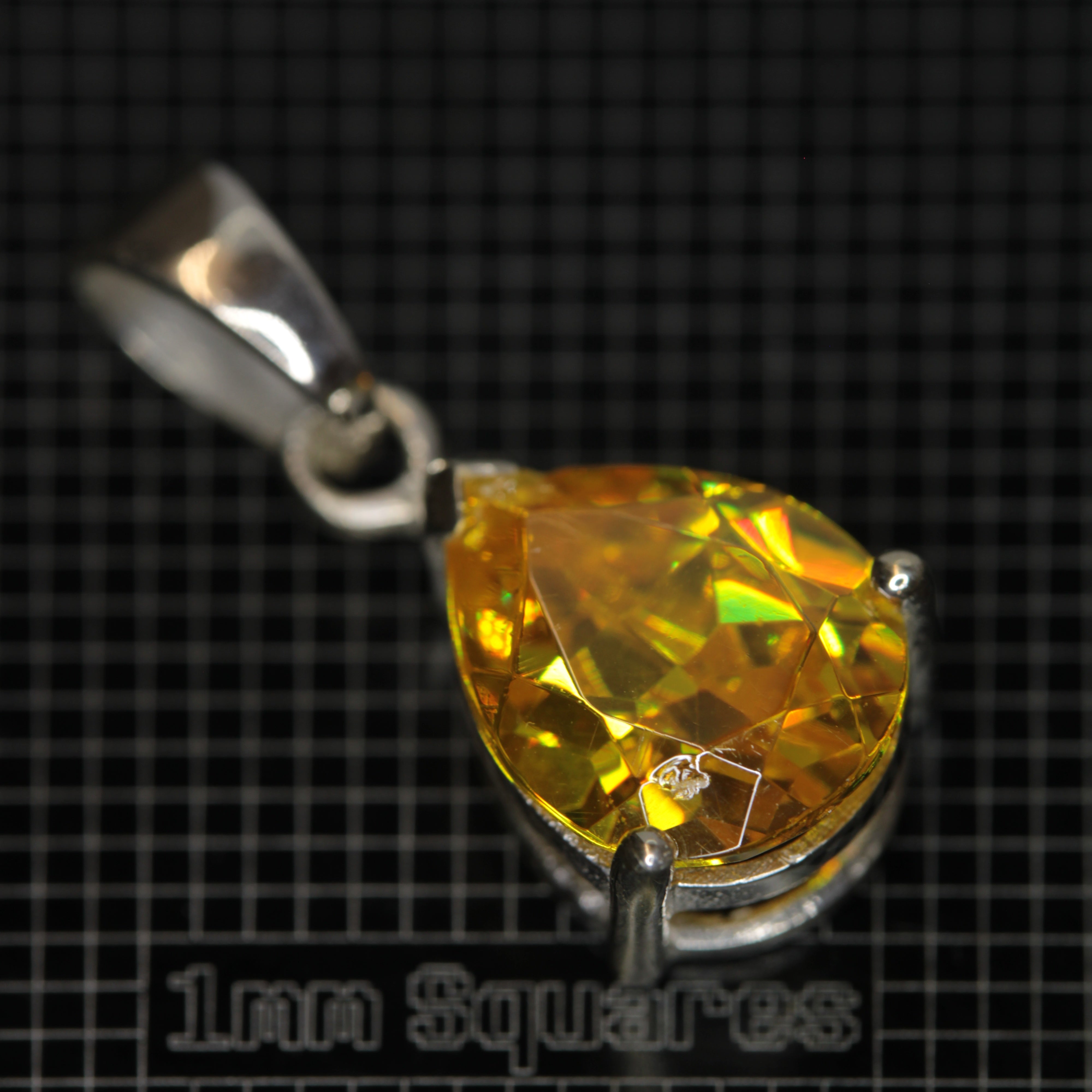 BGO20 Teardrop Pendant in Sterling Silver on a 1 mm Grid