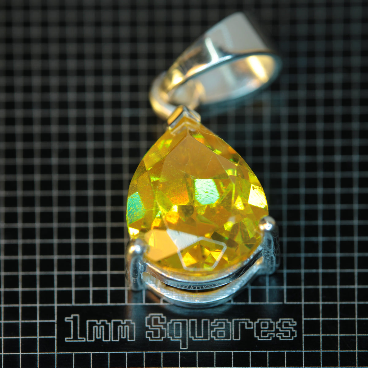 BGO20 Teardrop Pendant in Sterling Silver on a 1 mm Grid