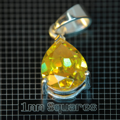 BGO20 Teardrop Pendant in Sterling Silver on a 1 mm Grid
