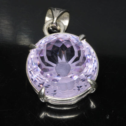 Faceted Nd:YAG Spider Round Gem Pendant