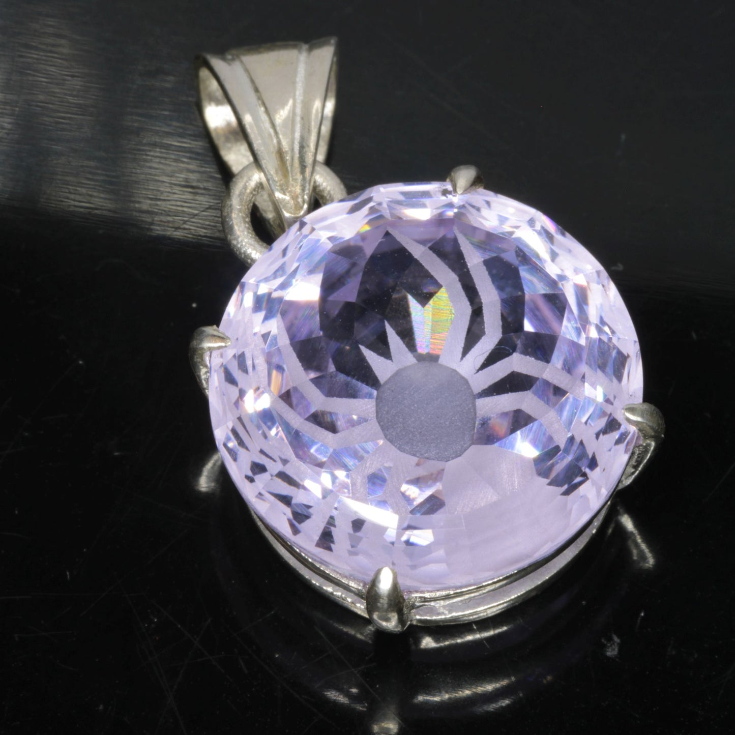 Faceted Nd:YAG Spider Round Gem Pendant
