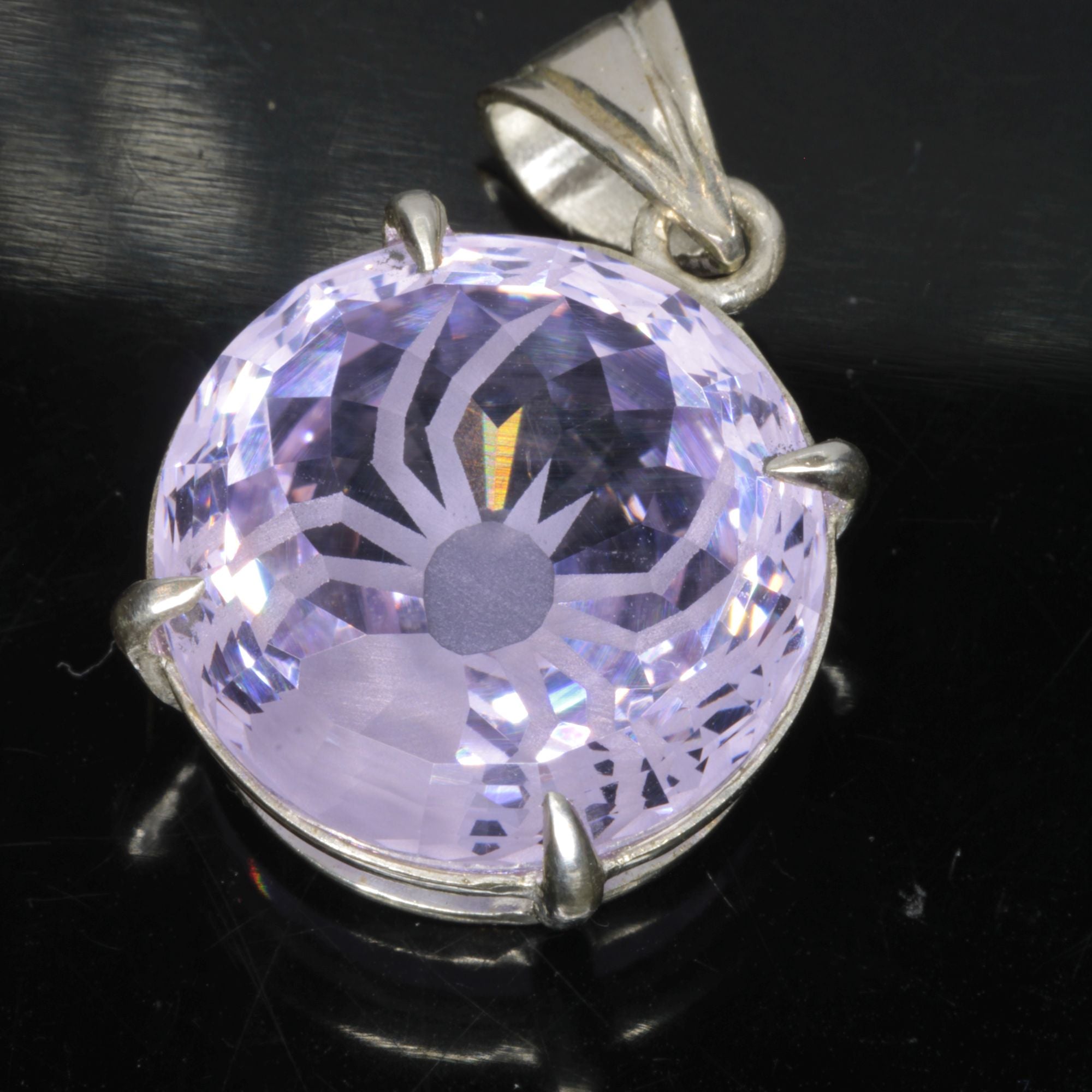 Faceted Nd:YAG Spider Round Gem Pendant