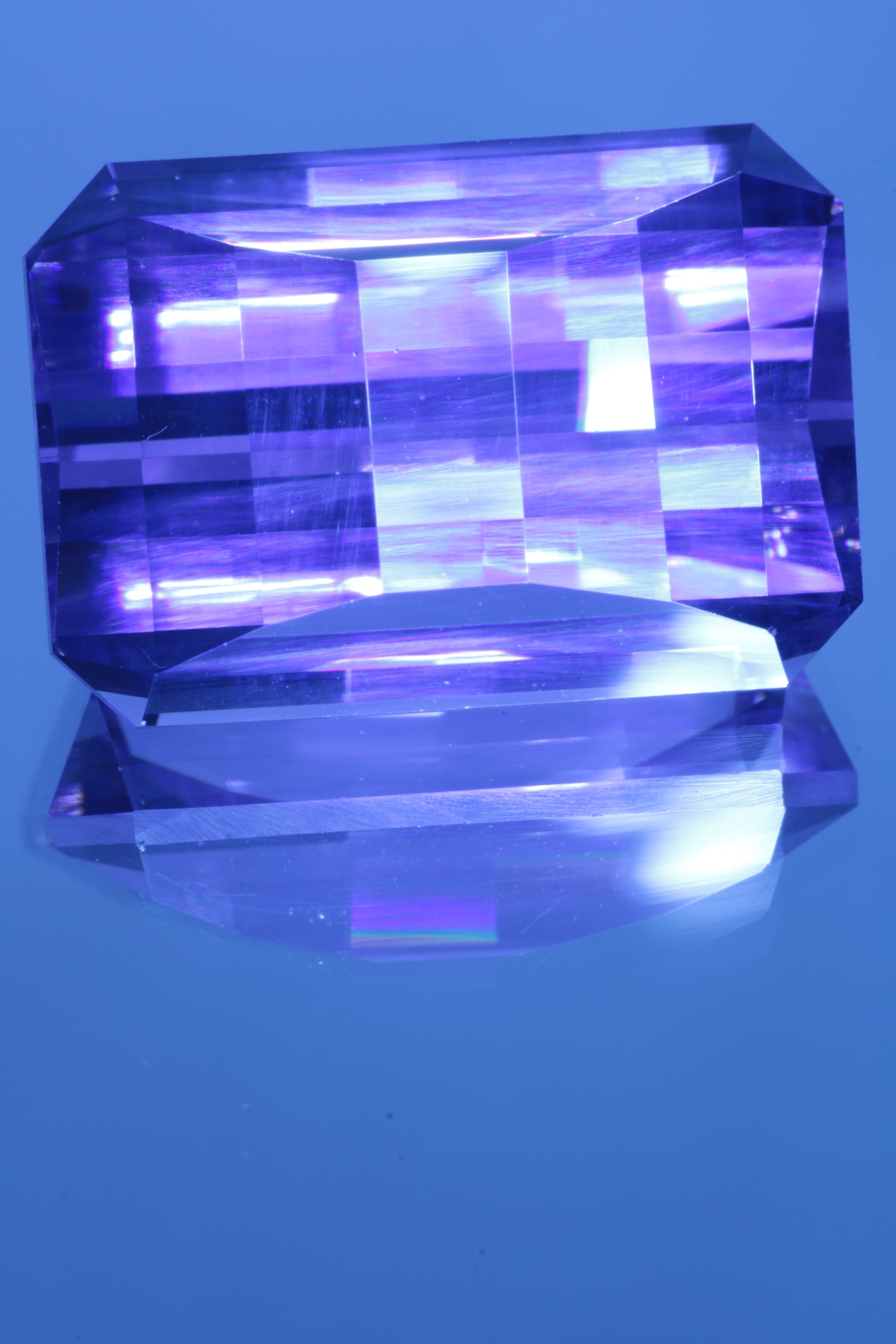 Pure Nd YAG Stones, Fancy Violet Laser Garnet Loose Gems