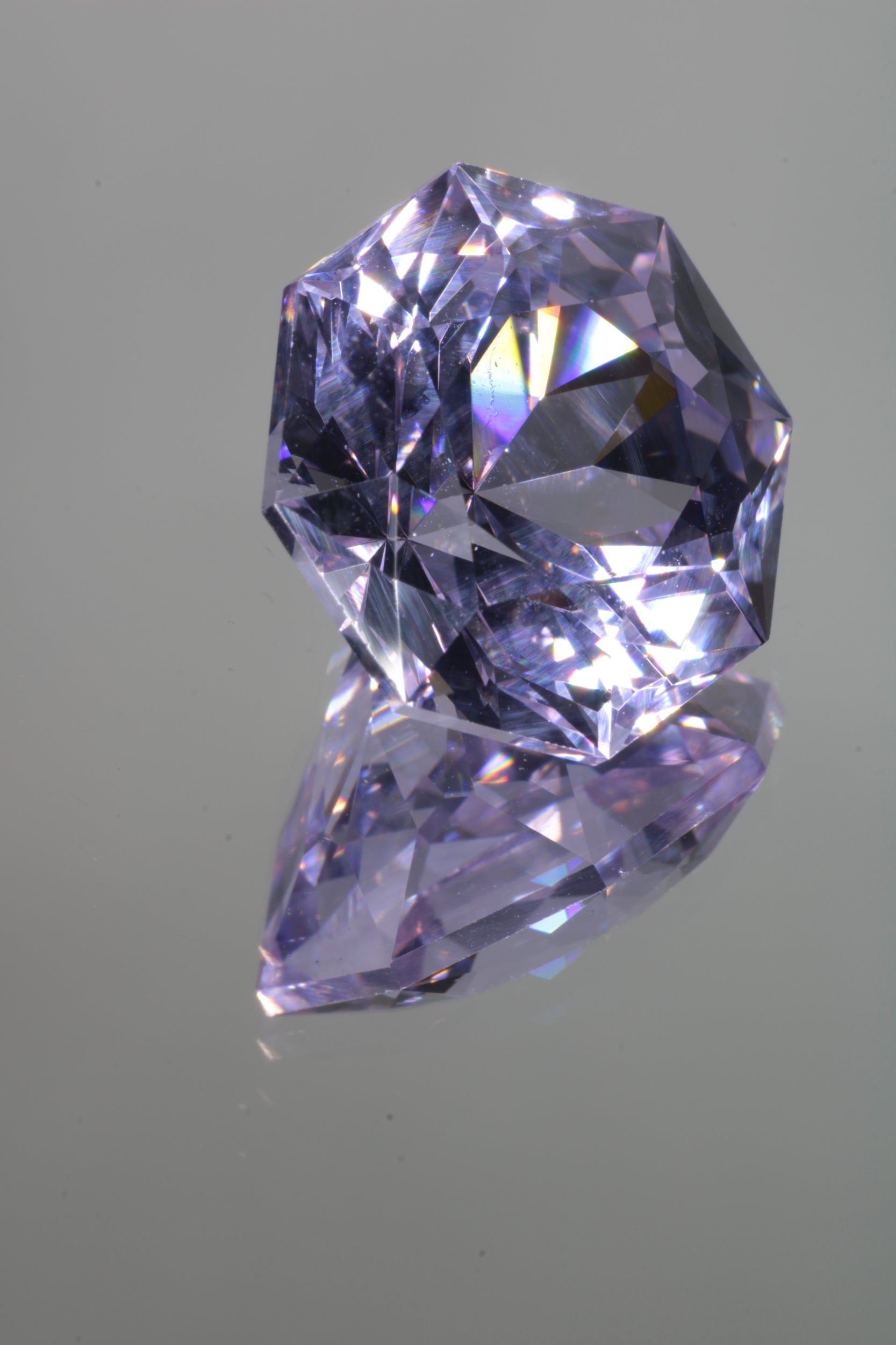 Pure Nd YAG Stones, Fancy Violet Laser Garnet Loose Gems