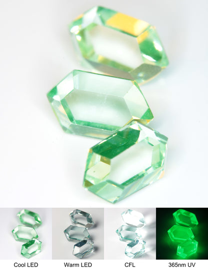 Faceted Light Green Mn:Spinel Classic Thin RetroHex Gemstone
