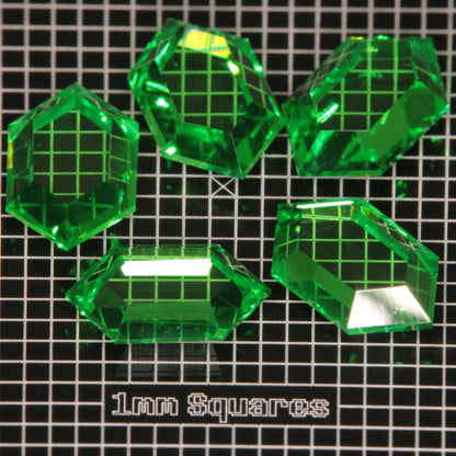 Green Vanadium YAG Retrohex Gemstone