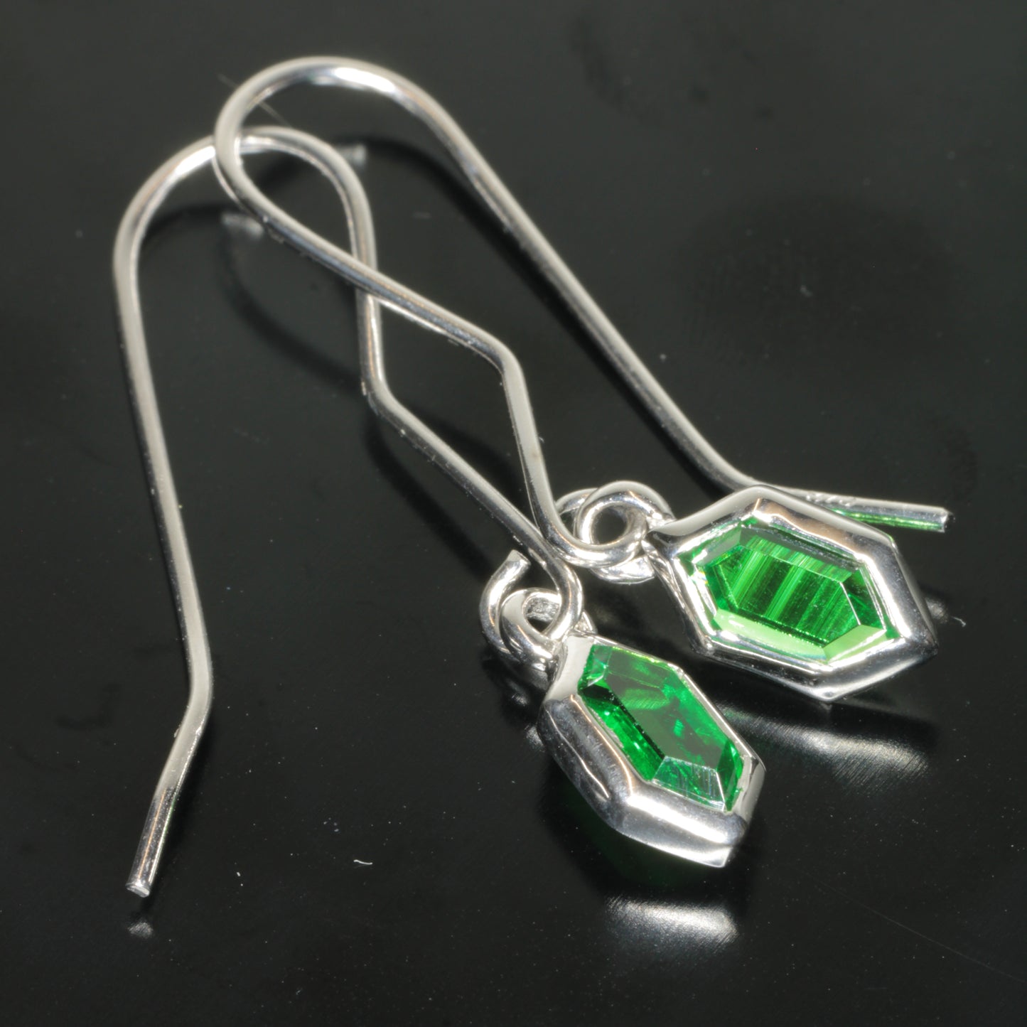 CTH:YAG Classic Thin RetroHex Dangle Earrings 